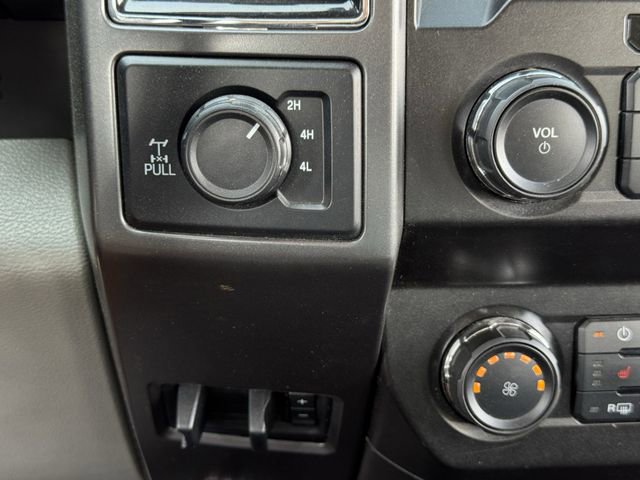 Used 2019 Ford F150 XLT w/ Equipment Group 302A Luxury AWD/4WD image 18