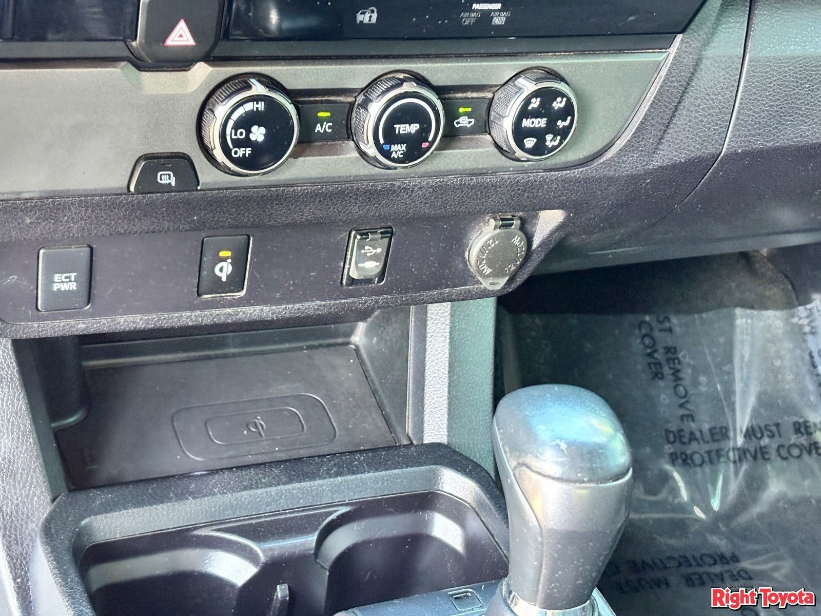 Certified 2016 Toyota Tacoma TRD Off-Road w/ Towing Package RWD image 28