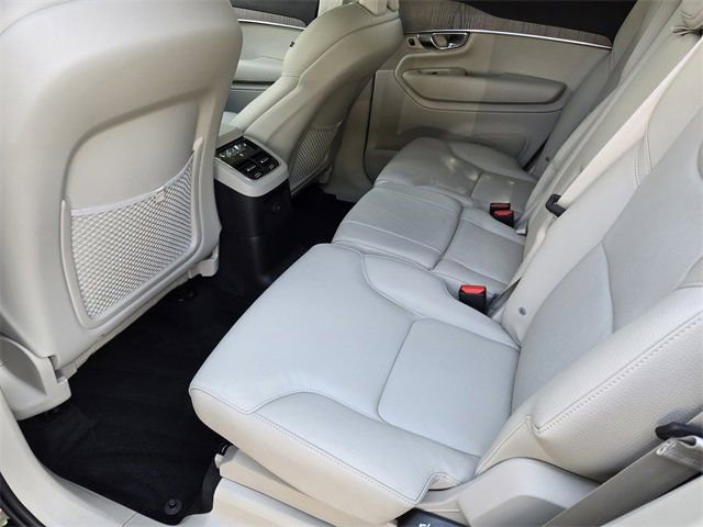 New 2025 Volvo XC90 T8 Plus w/ Protection Package Premier image 38