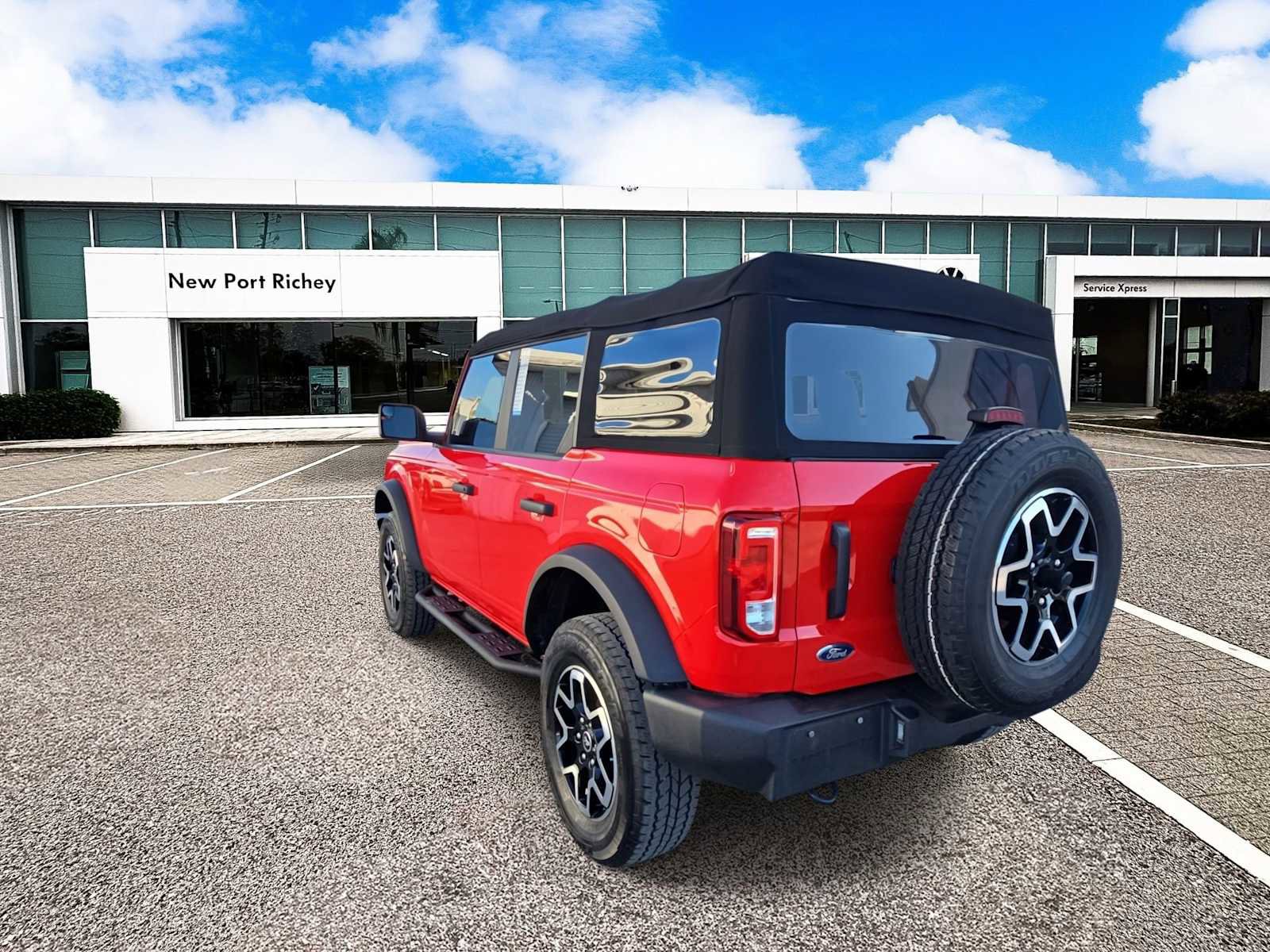 Used 2023 Ford Bronco 4-Door image 6