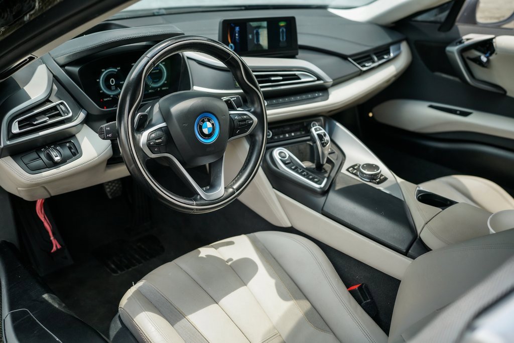 Used 2016 BMW i8 image 19