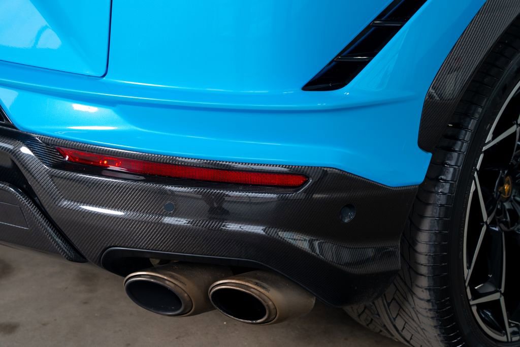 Used 2023 Lamborghini Urus Performante image 34