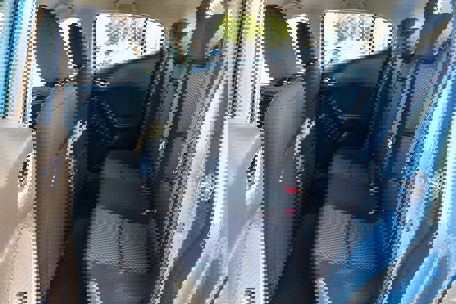 Used 2016 MAZDA MAZDA3 i Sport w/ Preferred Equipment Package image 18