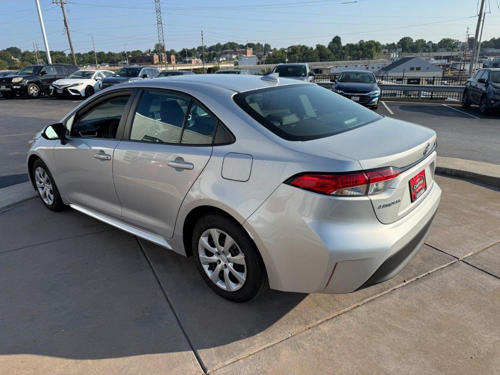 Certified 2024 Toyota Corolla LE FWD image 8