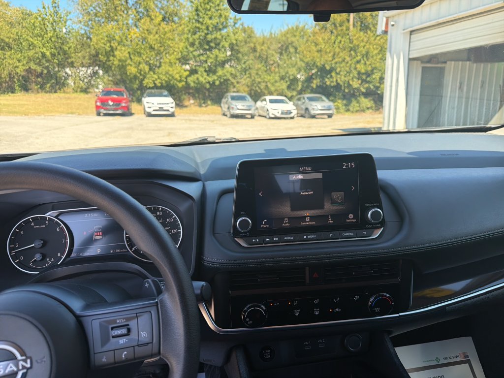 Used 2024 Nissan Rogue S AWD/4WD image 20