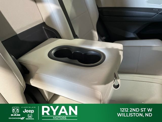 Used 2019 Volkswagen Tiguan SE FWD image 33