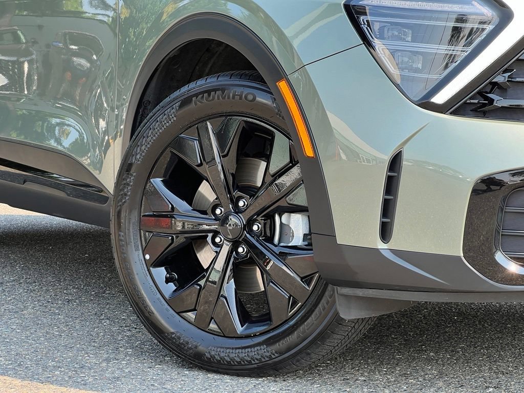 Certified 2025 Kia Sportage X-Line w/ Premium Package AWD/4WD image 2