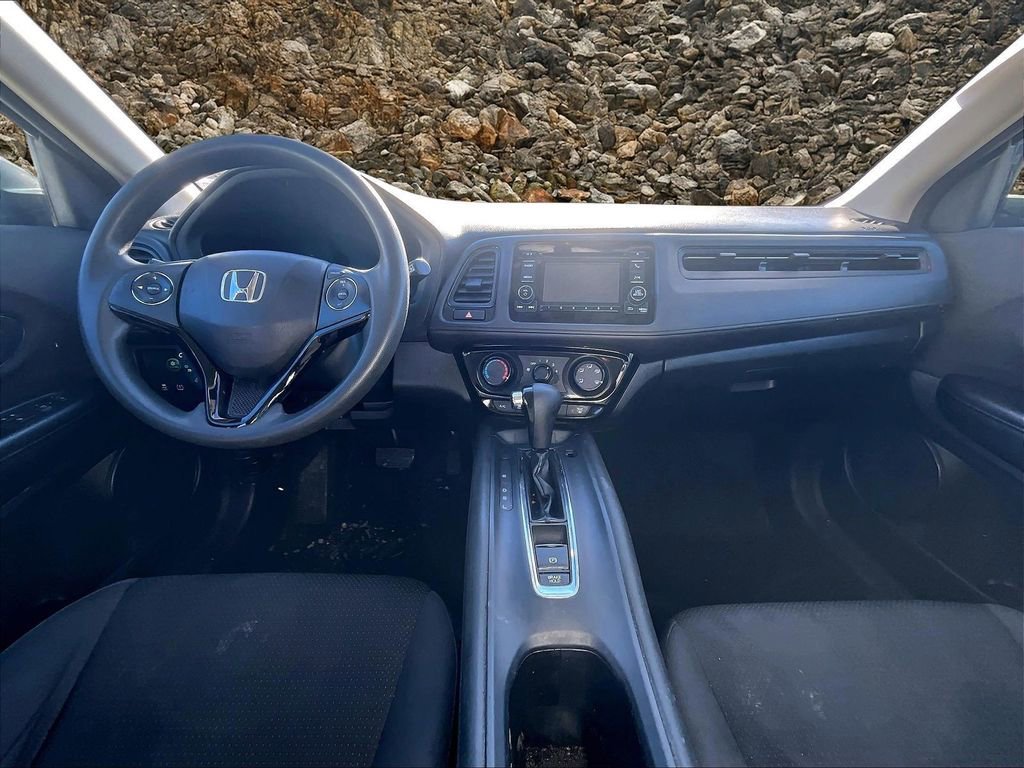 Used 2020 Honda HR-V LX image 7