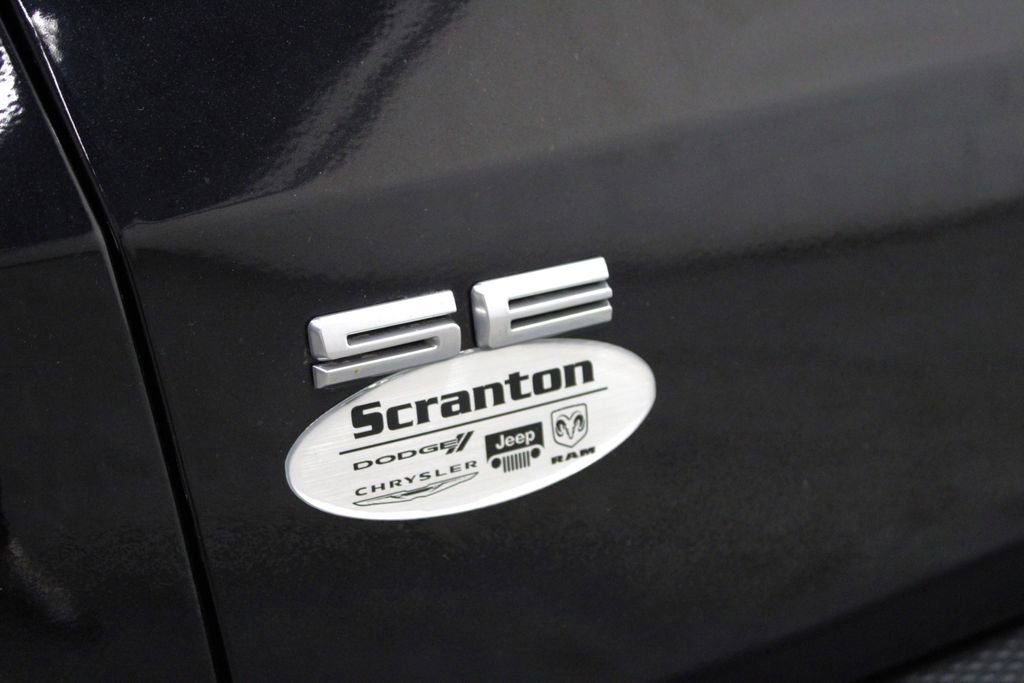 Used 2022 Ford Escape SE w/ Cold Weather Package image 35