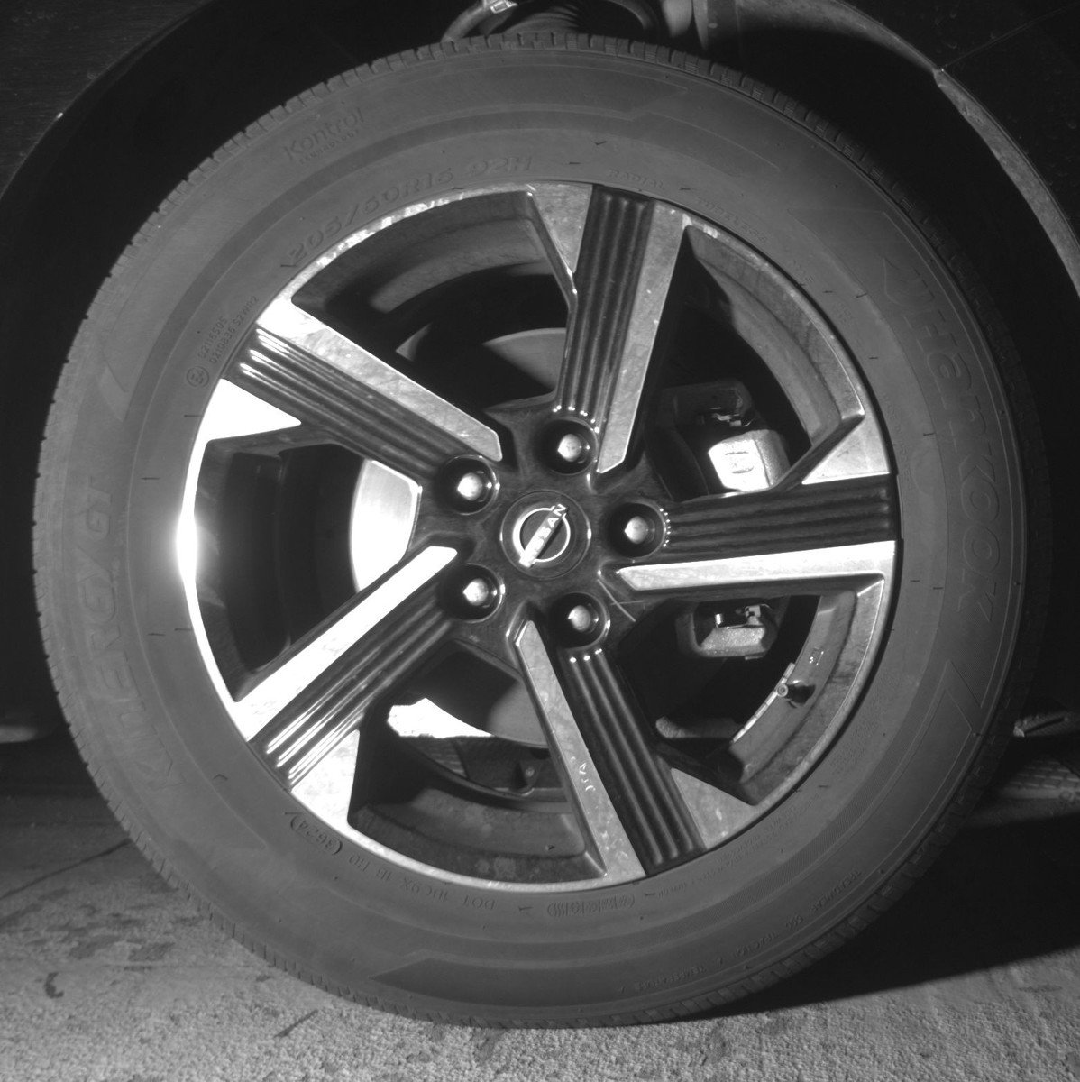 Used 2025 Nissan Sentra SV image 13