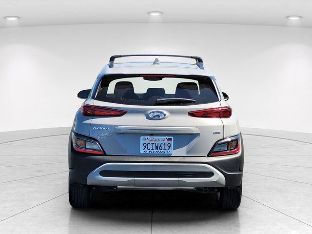 Certified 2022 Hyundai Kona SEL AWD/4WD image 4