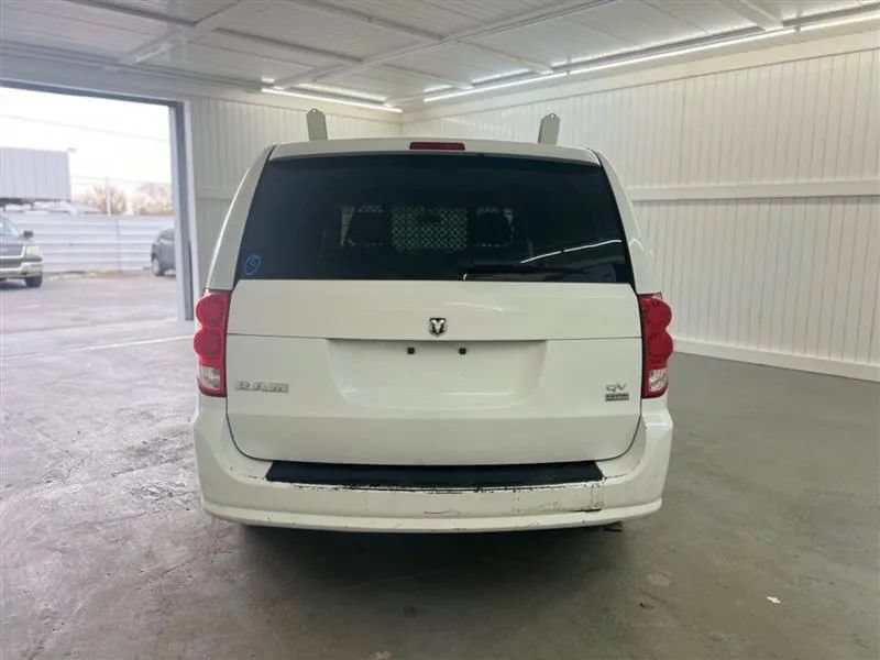 Used 2014 RAM C/V Tradesman FWD image 6