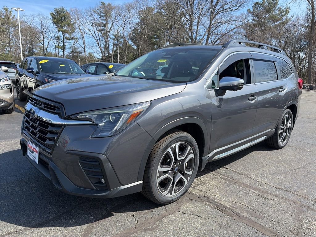 Used 2023 Subaru Ascent Limited w/ Technology Package image 3