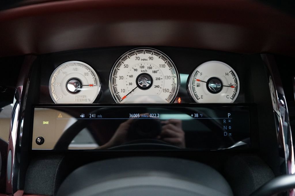 Used 2016 Rolls-Royce Wraith image 43