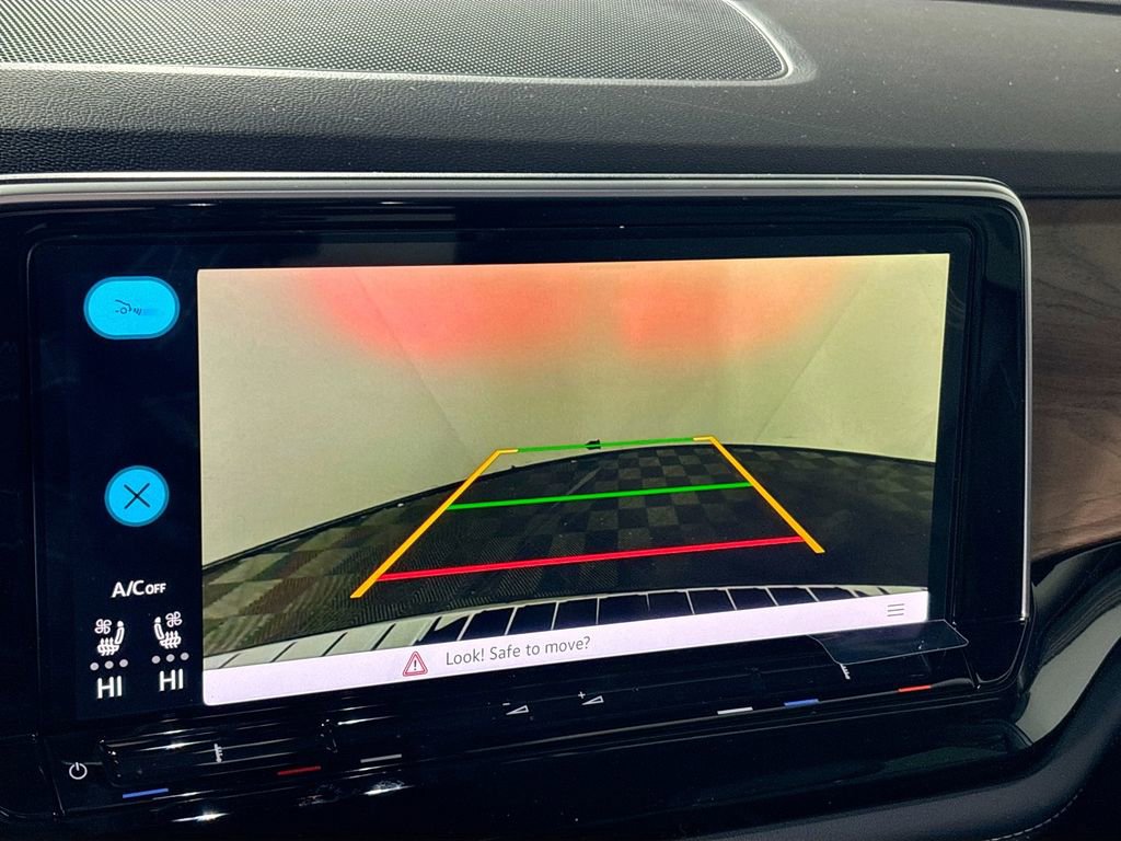 New 2026 Volkswagen Atlas SE image 16