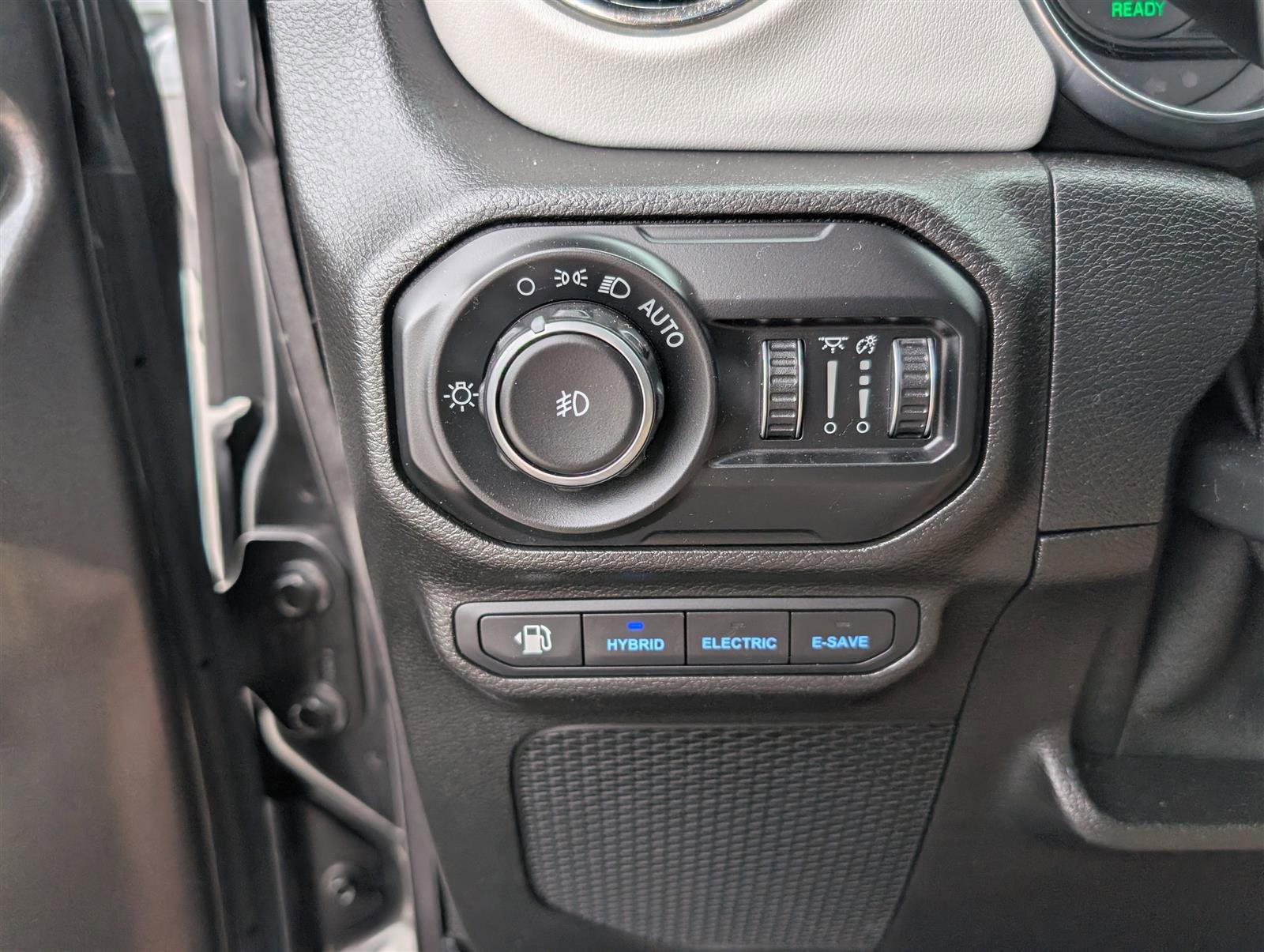 Used 2021 Jeep Wrangler Unlimited Sahara image 15