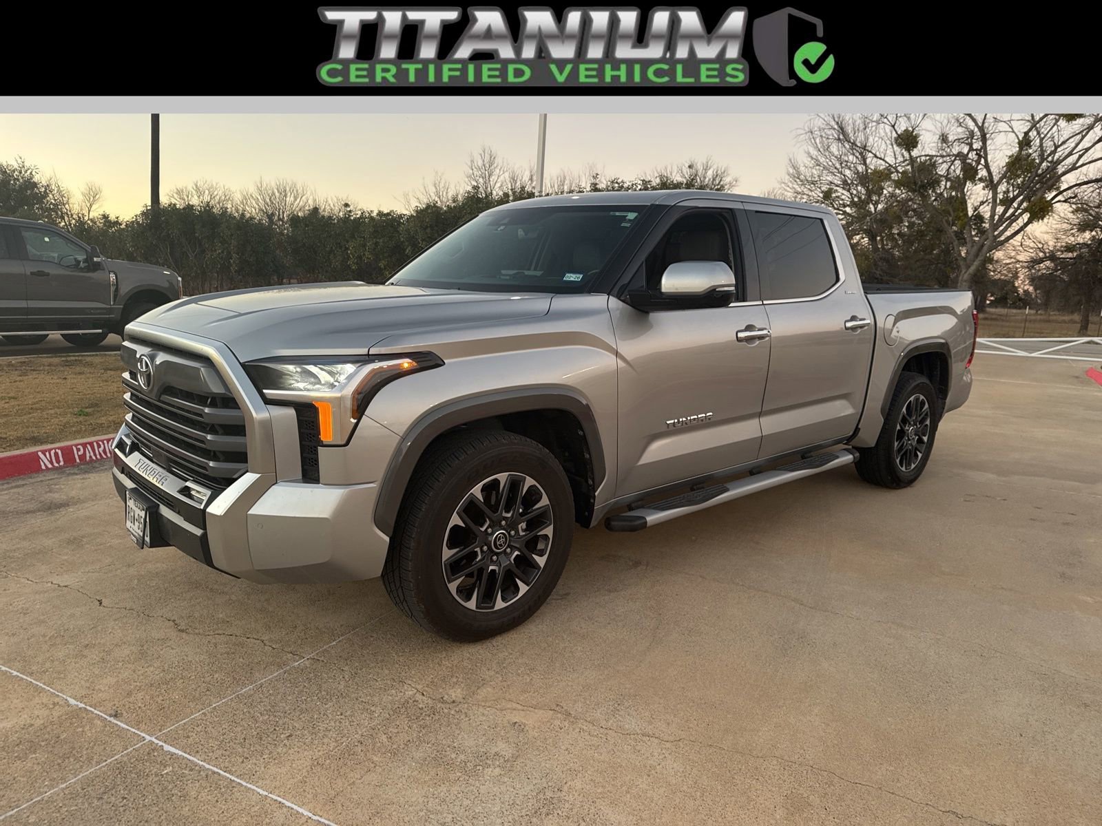 Used 2022 Toyota Tundra Limited image 1