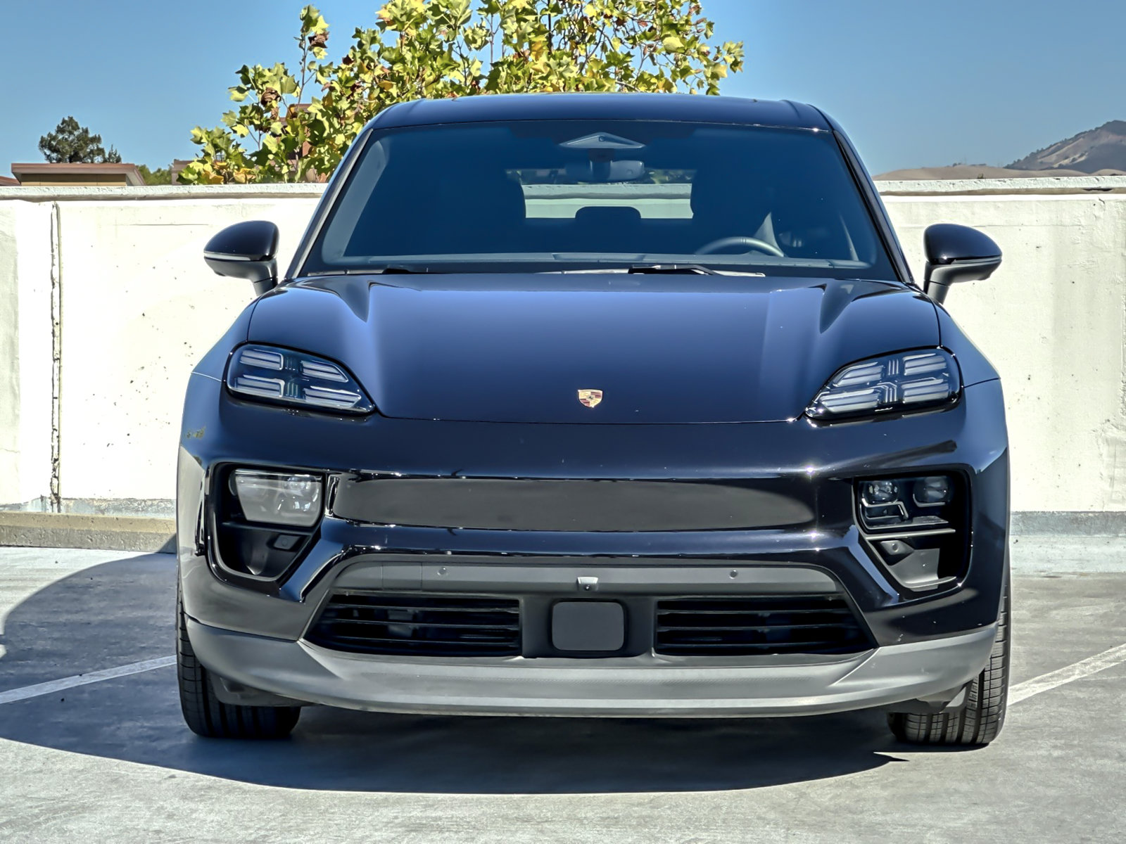 Certified 2026 Porsche Macan 4 Electric AWD/4WD image 12
