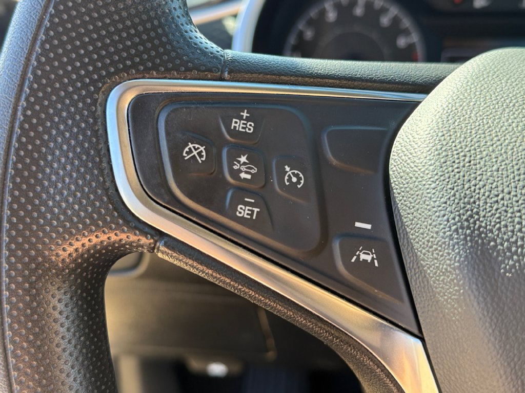 Used 2024 Chevrolet Malibu LT FWD image 16