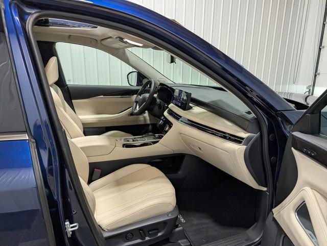 Used 2025 INFINITI QX60 Sensory w/ Vision Package image 31