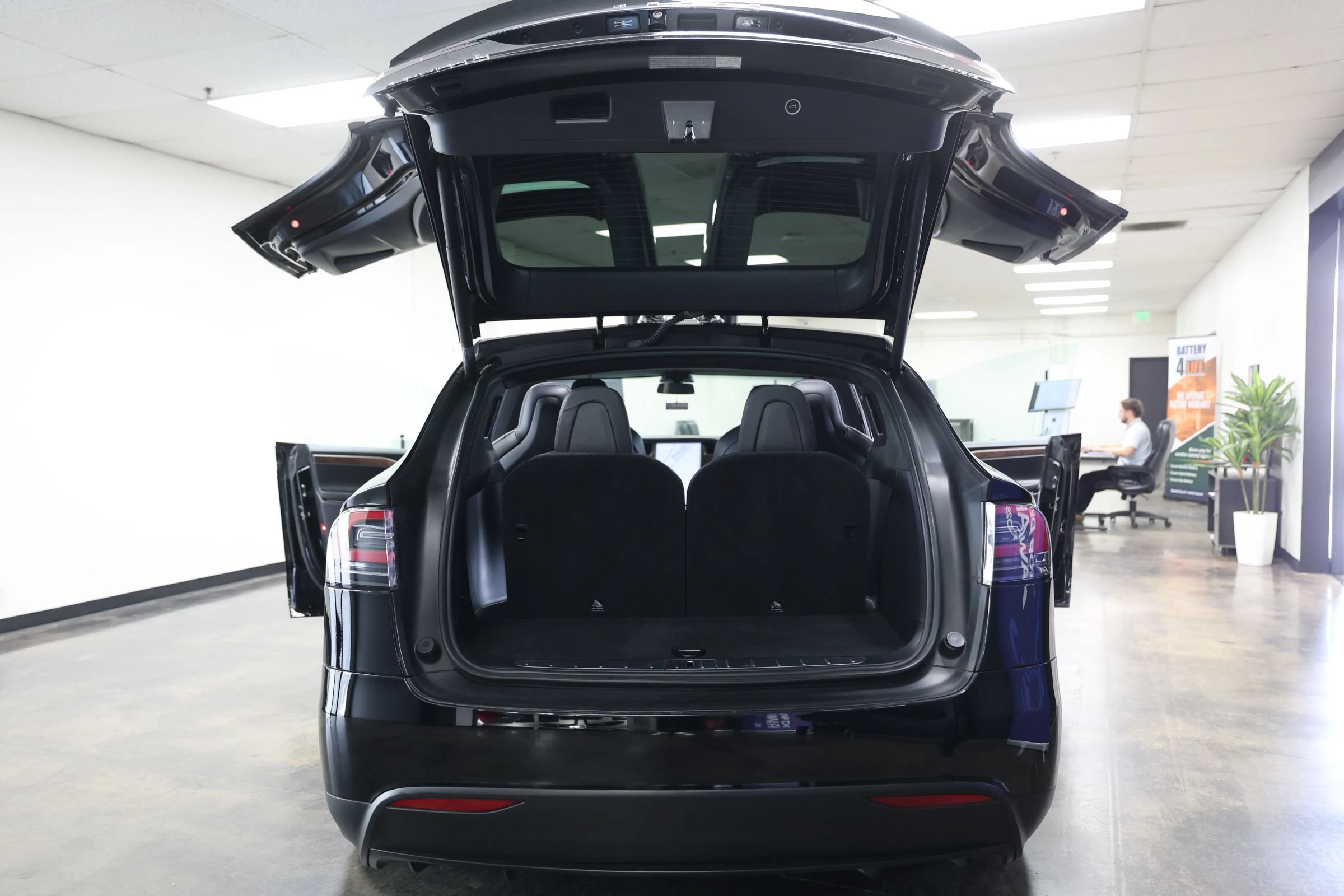 Used 2018 Tesla Model X 100D AWD/4WD image 48