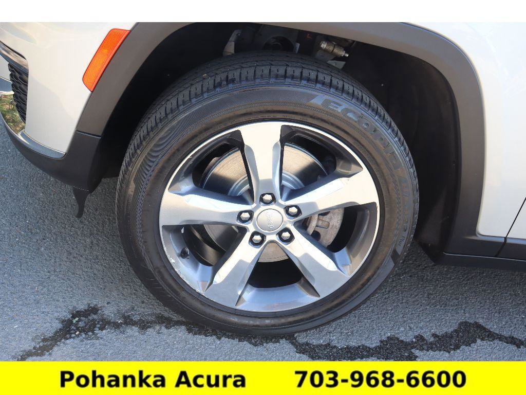 Used 2021 Jeep Grand Cherokee L Limited AWD/4WD image 30