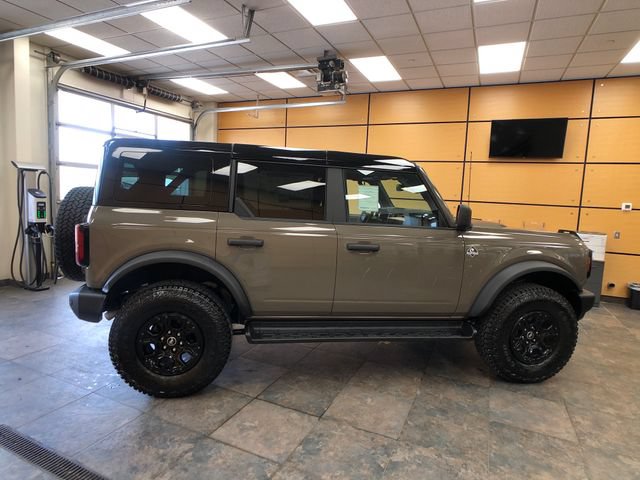 New 2026 Ford Bronco Outer Banks w/ Sasquatch Package AWD/4WD image 8