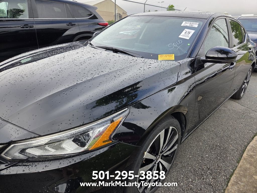 Used 2019 Nissan Altima 2.5 SR w/ SR Premium Package AWD/4WD image 4