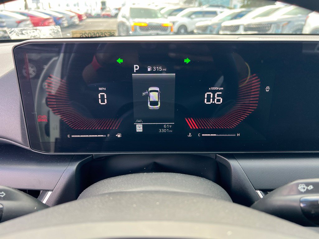 Certified 2025 Kia K4 FWD image 18
