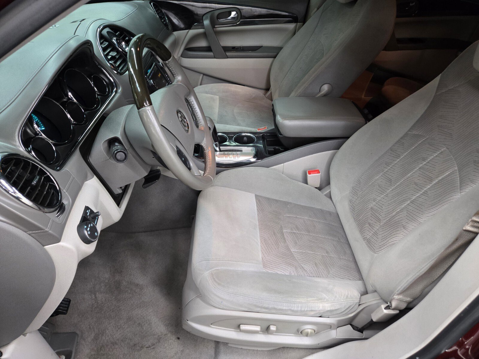 Used 2017 Buick Enclave Convenience FWD image 7