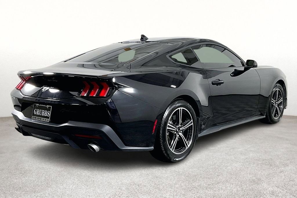 Used 2024 Ford Mustang Coupe image 2