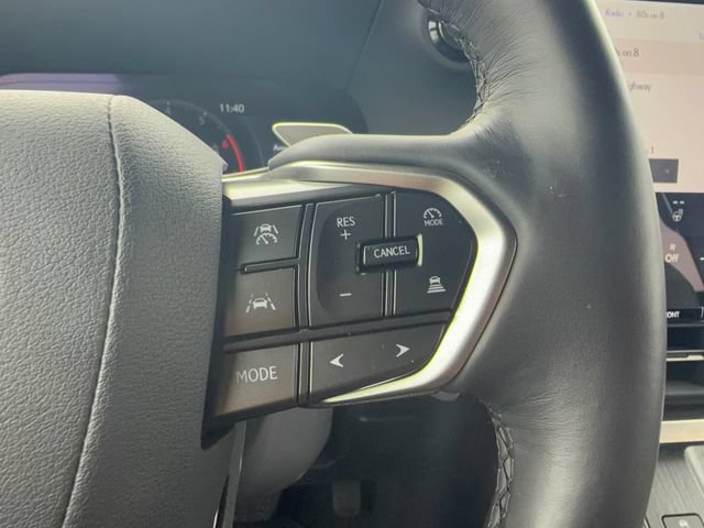 Used 2025 Lexus GX 550 w/ Accessory Package (2T) AWD/4WD image 18