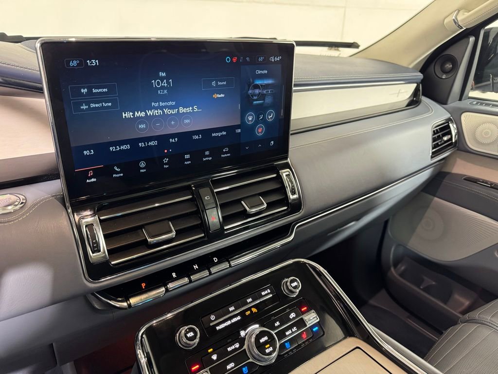 Certified 2023 Lincoln Navigator L Black Label AWD/4WD image 26