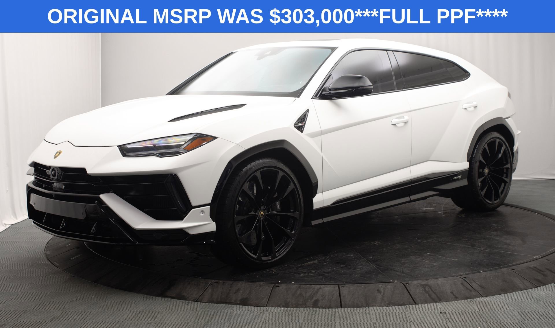 Used 2024 Lamborghini Urus S AWD/4WD image 6