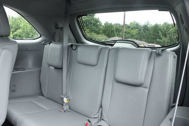 Used 2017 Toyota Highlander Limited AWD/4WD image 34