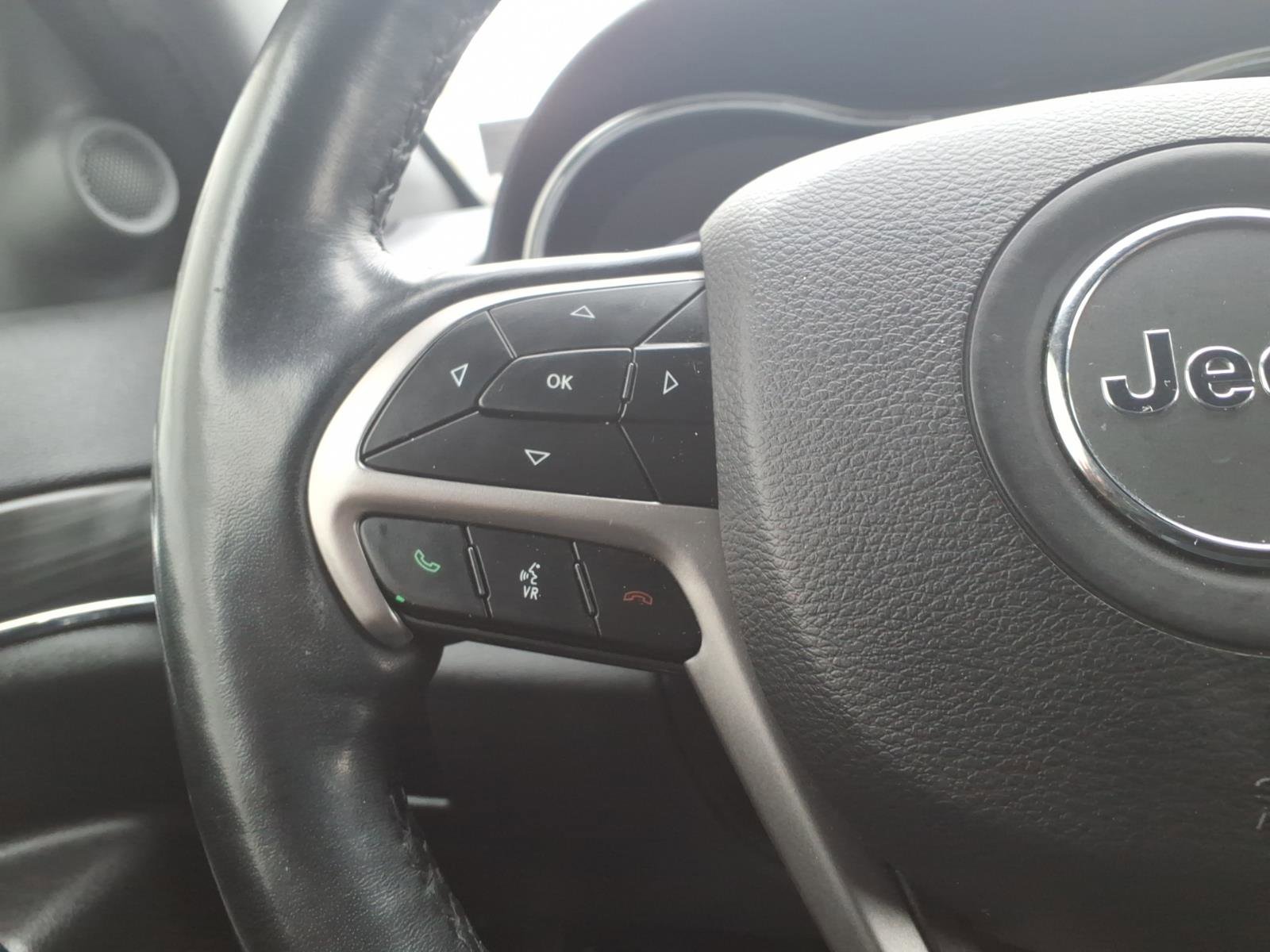 Used 2020 Jeep Grand Cherokee Limited image 30