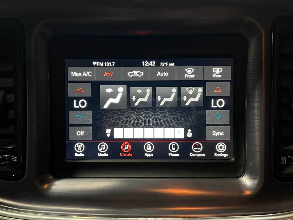 Used 2018 Dodge Challenger R/T w/ Performance Handling Group RWD image 27