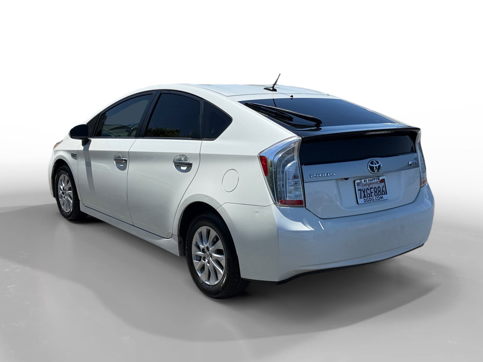 Used 2013 Toyota Prius Prime Plug-In Hybrid FWD image 3