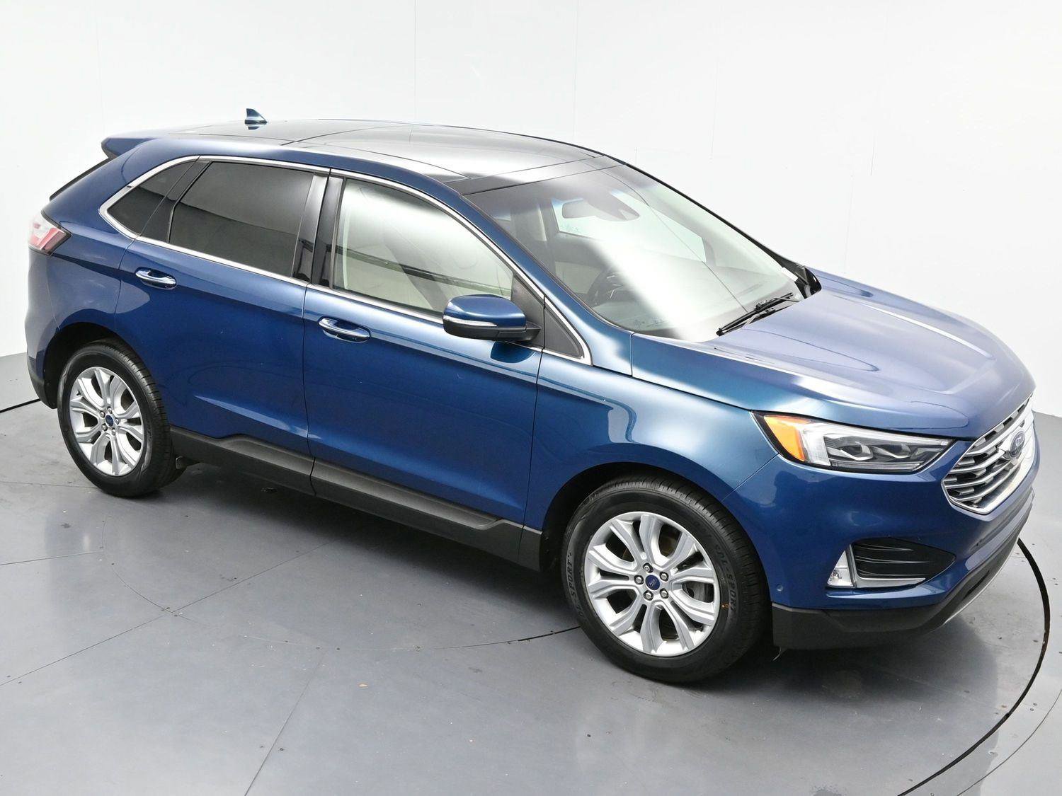 Used 2020 Ford Edge Titanium w/ Equipment Group 301A FWD image 44