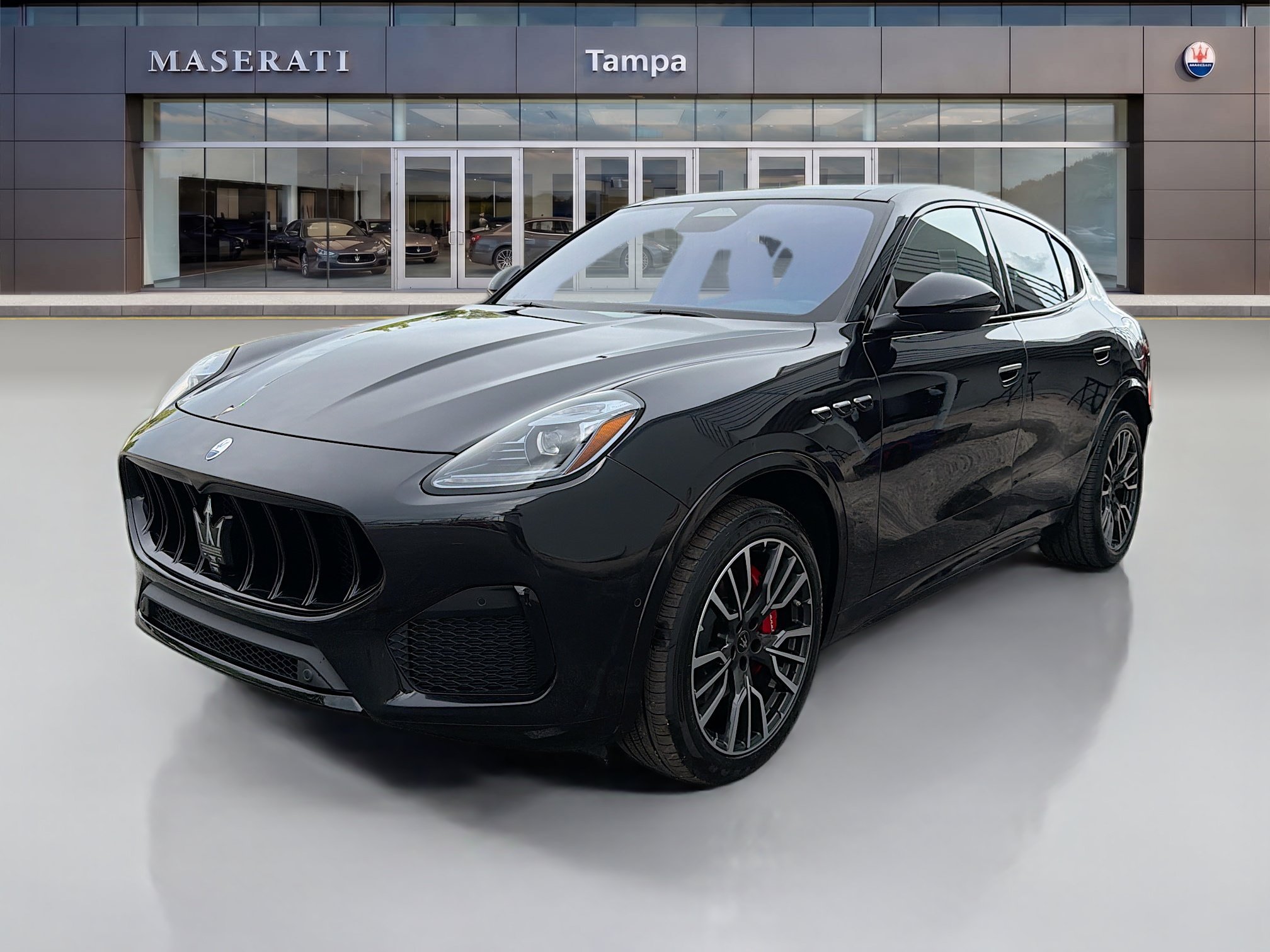 Used 2023 Maserati Grecale Modena AWD/4WD image 7