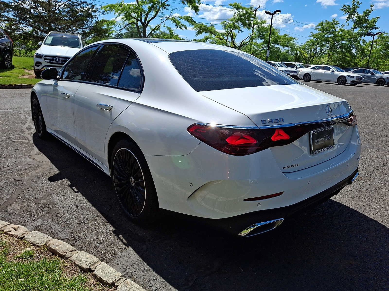 Certified 2024 Mercedes-Benz E 350 4MATIC Sedan image 4