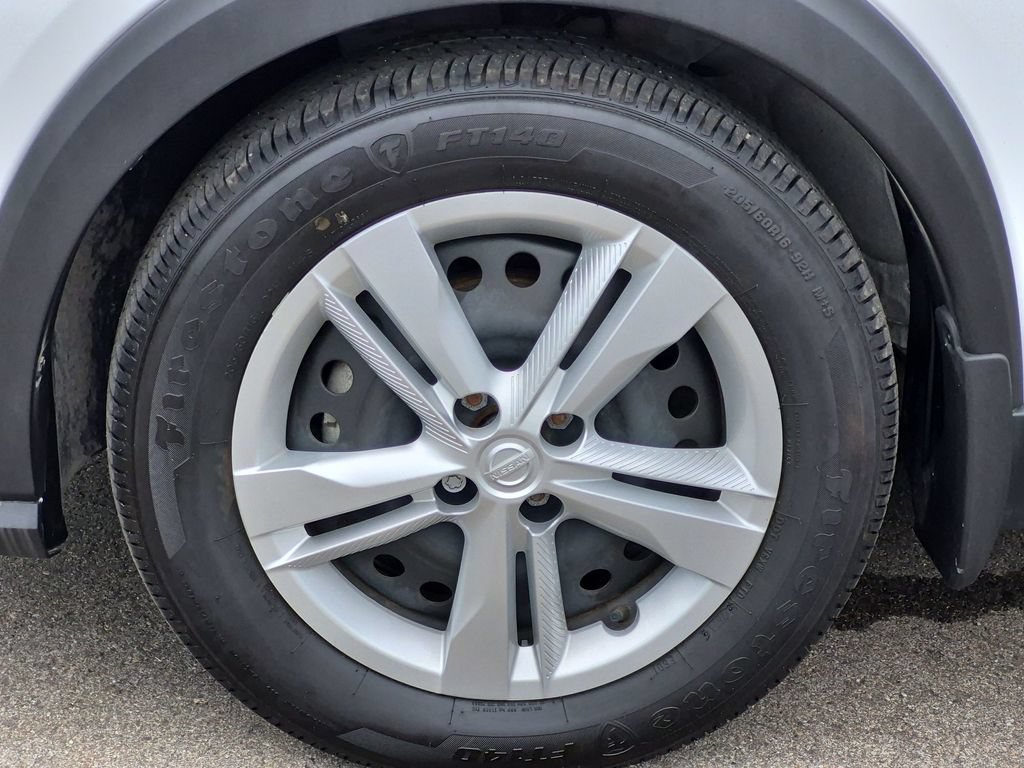Certified 2023 Nissan Kicks S FWD image 10