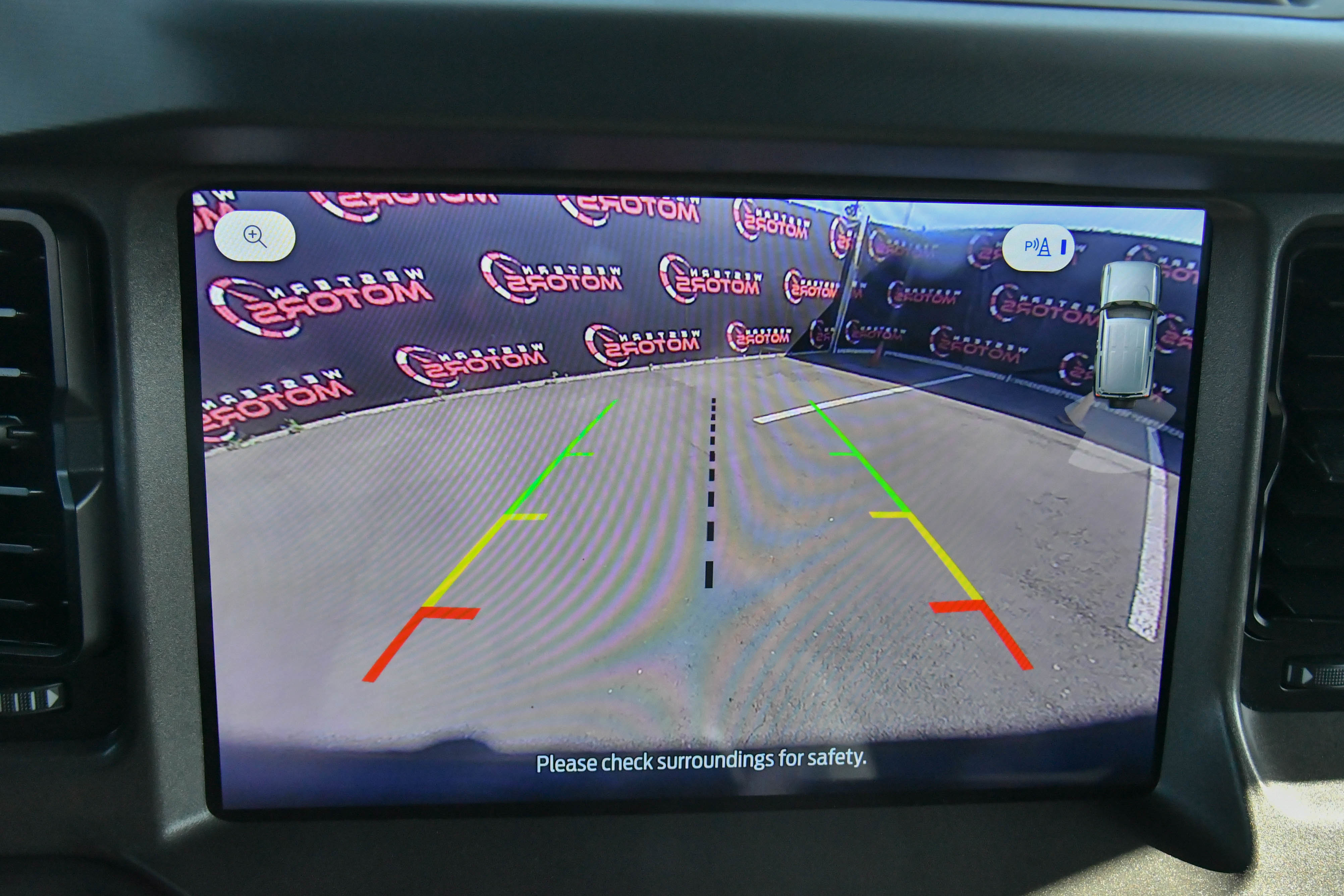 Used 2025 Ford Bronco Big Bend image 18