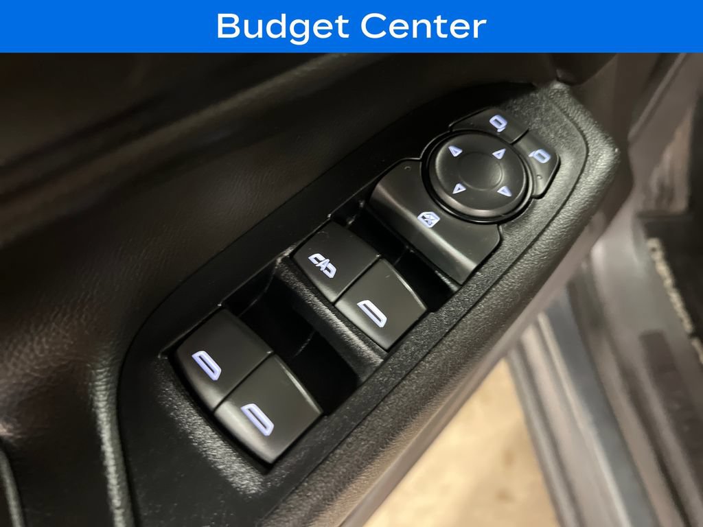 Used 2018 Chevrolet Equinox LT AWD/4WD image 17