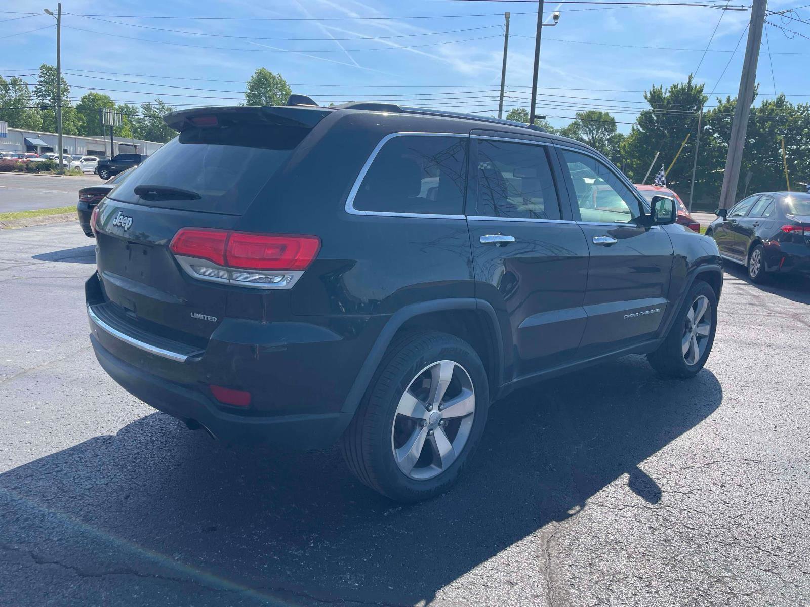 Used 2015 Jeep Grand Cherokee Limited AWD/4WD image 4