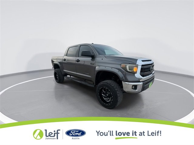 Used 2015 Toyota Tundra SR5 w/ SR5 Upgrade Package image 2