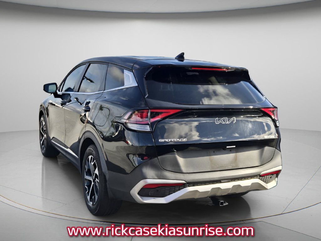 Used 2023 Kia Sportage EX FWD image 6