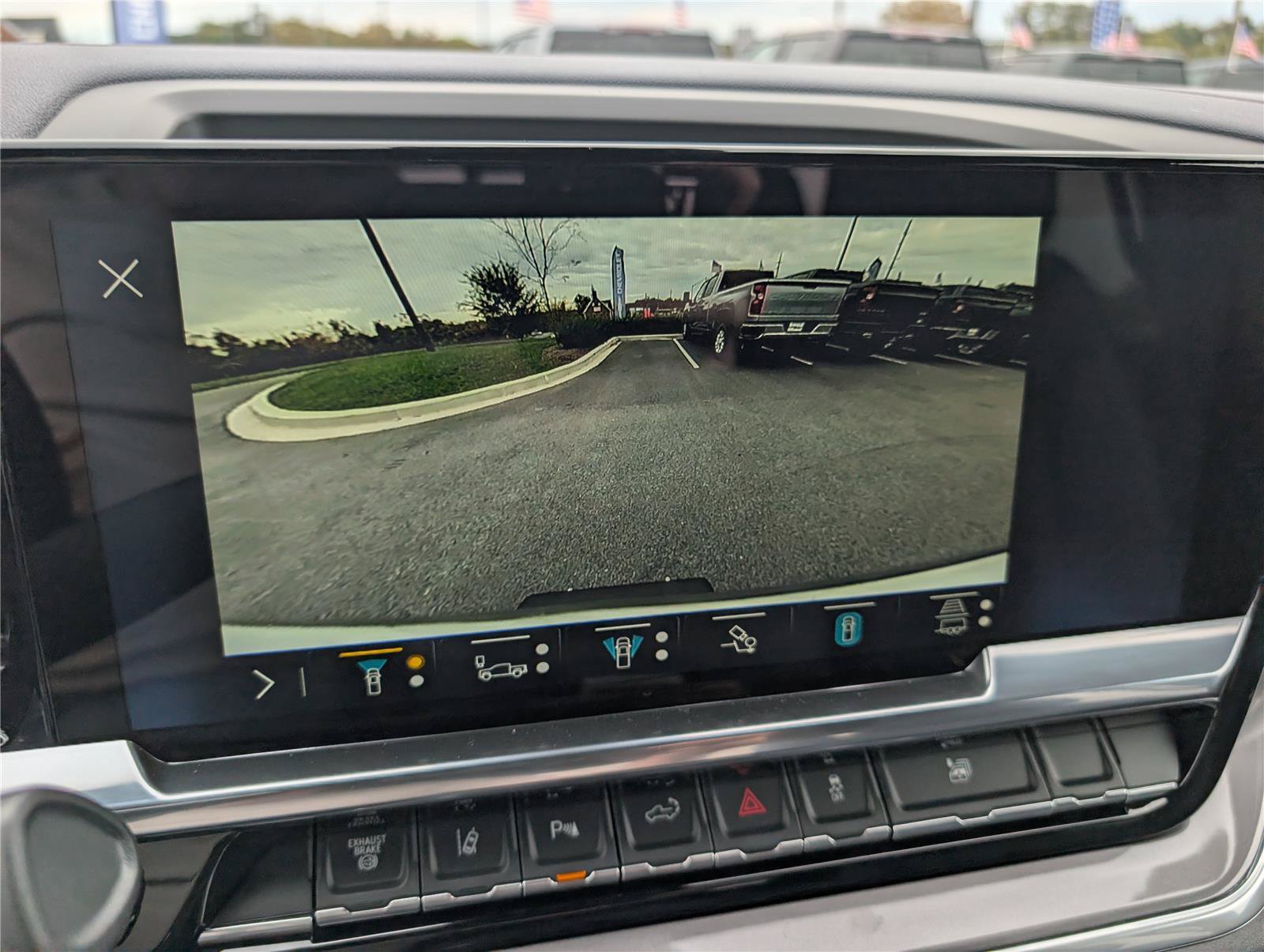 New 2026 Chevrolet Silverado 3500 High Country w/ Technology Package AWD/4WD image 27