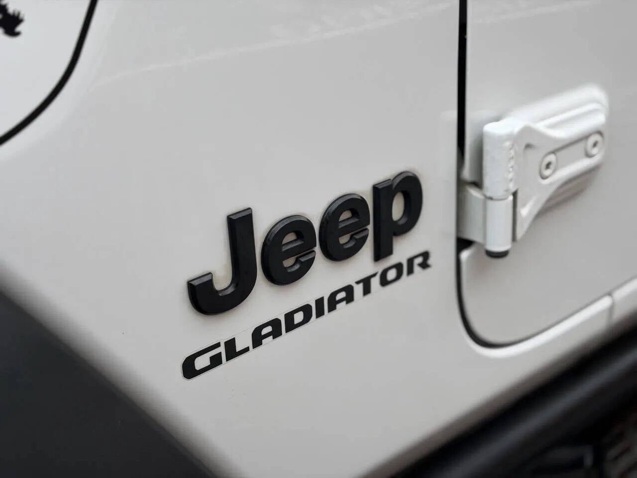 Used 2020 Jeep Gladiator Sport w/ Quick Order Package 24S image 4