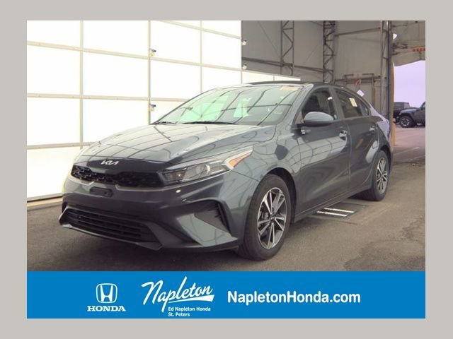 Used 2024 Kia Forte LXS image 1